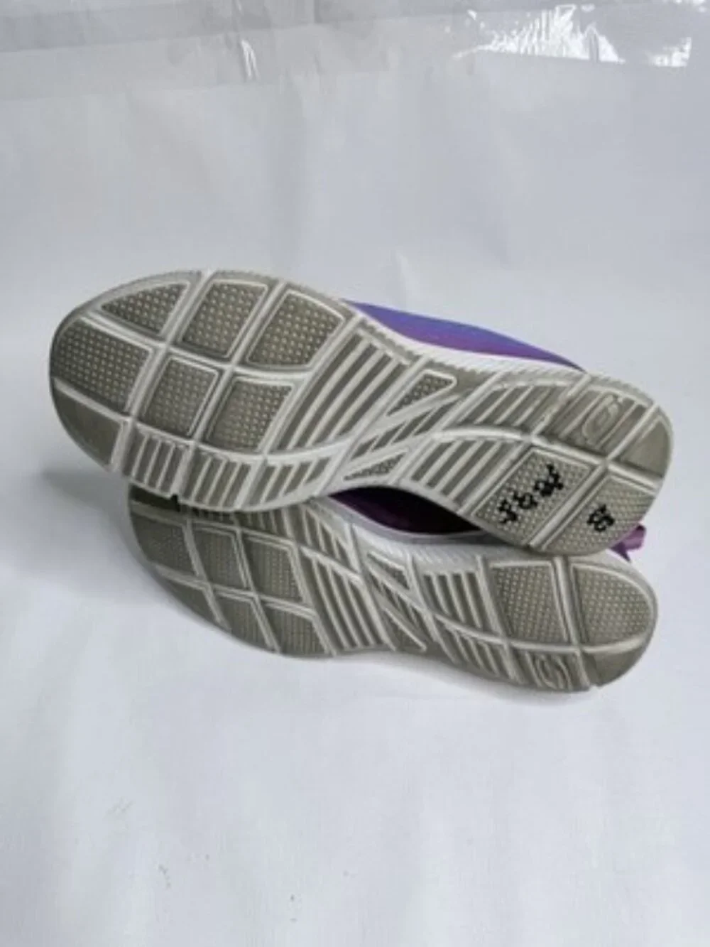 SIZE 8.5 SKETCHERS SPORT WOMEN'S SNEAKER MEMORY FOAM